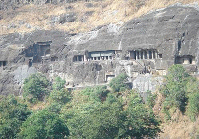 http://chuaphathue.com/web/v1/images/nghethuatphatgiao/Ajanta-1.gif